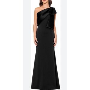 NWT Betsy & Adam Black Carmela maxi dress Gown with Satin Bow Size 6